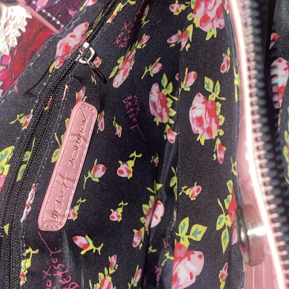 New Betsey Johnson Gigi‎ Satchel Pink Croc Faux Leather Top Handle Crossbody Bag - Picture 14 of 16